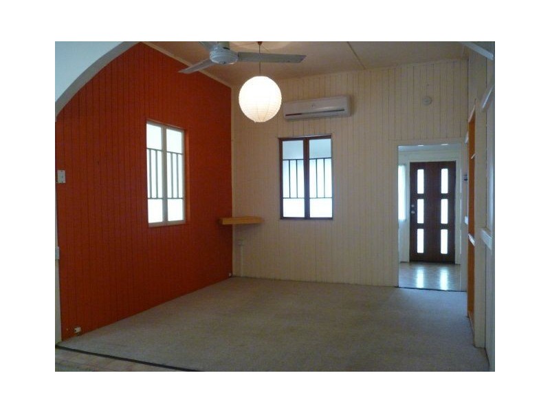 125 Cameron Street, Ayr QLD 4807