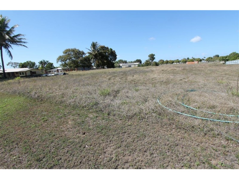 5A Ramtron Place, Ayr QLD 4807