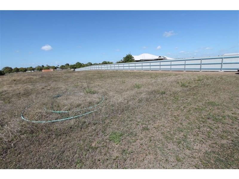 5A Ramtron Place, Ayr QLD 4807