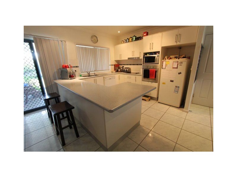 93 Beach Road, Ayr QLD 4807