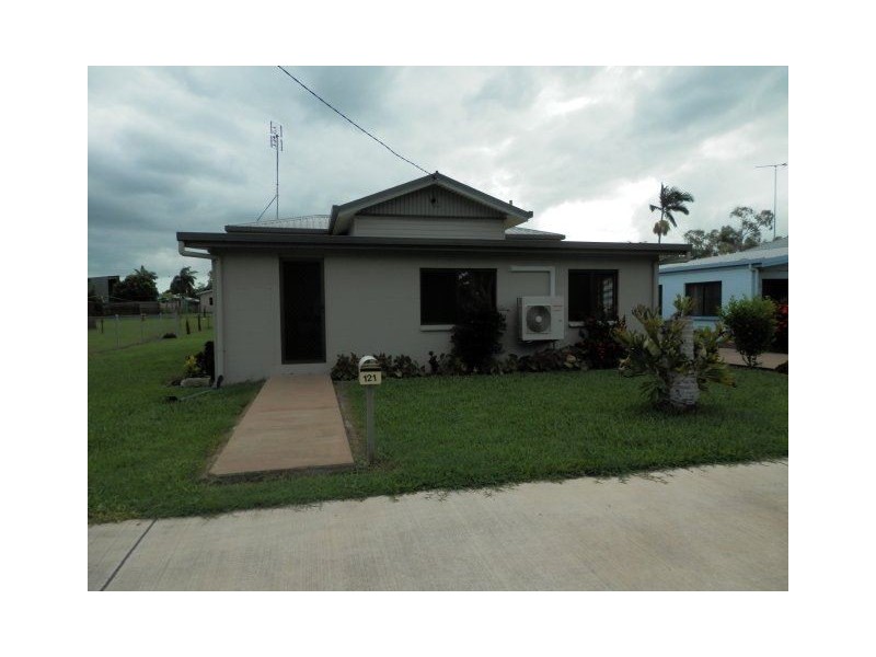 121 Chippendale Street, Ayr QLD 4807