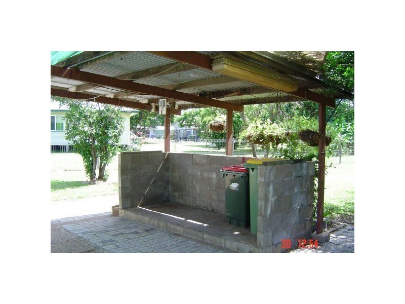 32 Drysdale Street, Brandon QLD 4808