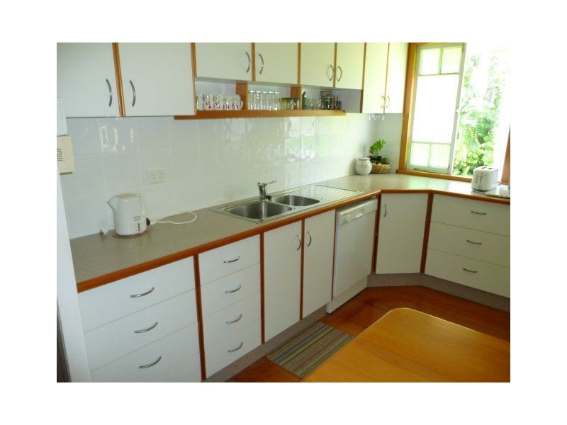 20 Hoey Street, Ayr QLD 4807