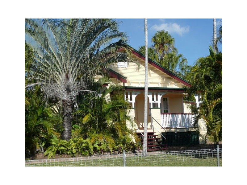 20 Hoey Street, Ayr QLD 4807