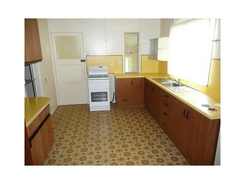 86 Gibson Street, Ayr QLD 4807