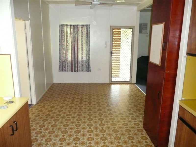 86 Gibson Street, Ayr QLD 4807