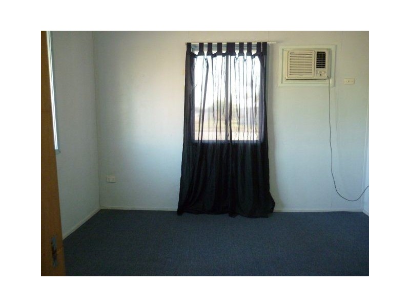 84 Mackenzie Street, Ayr QLD 4807