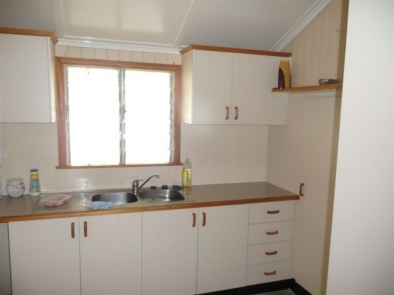 127 Mackenzie Street, Ayr QLD 4807