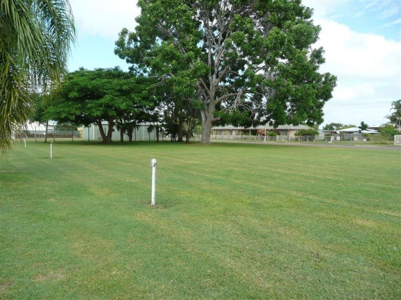 67 Mackenzie Street, Ayr QLD 4807