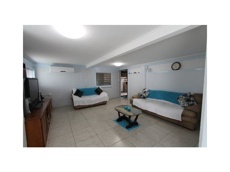 20 Moss Street, Ayr QLD 4807