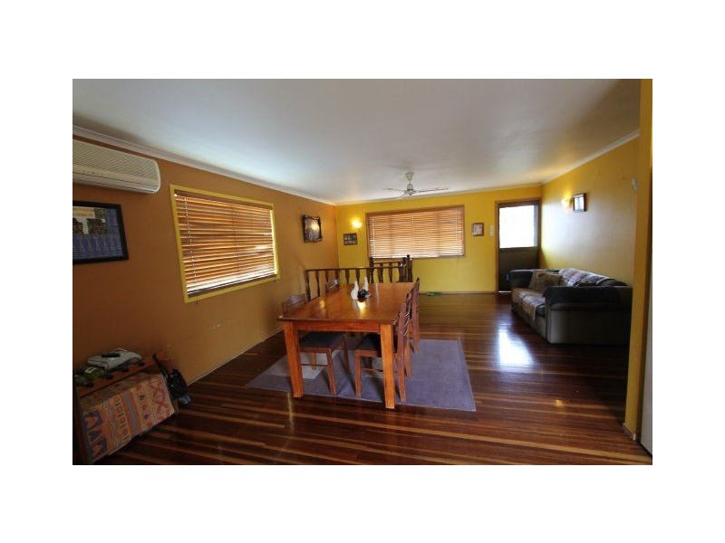 20 Moss Street, Ayr QLD 4807