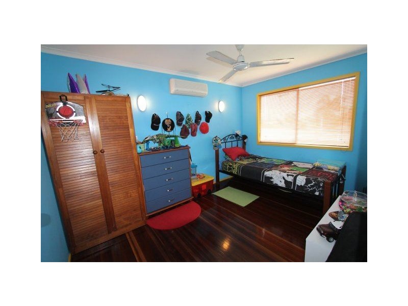 20 Moss Street, Ayr QLD 4807