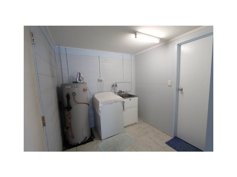 20 Moss Street, Ayr QLD 4807