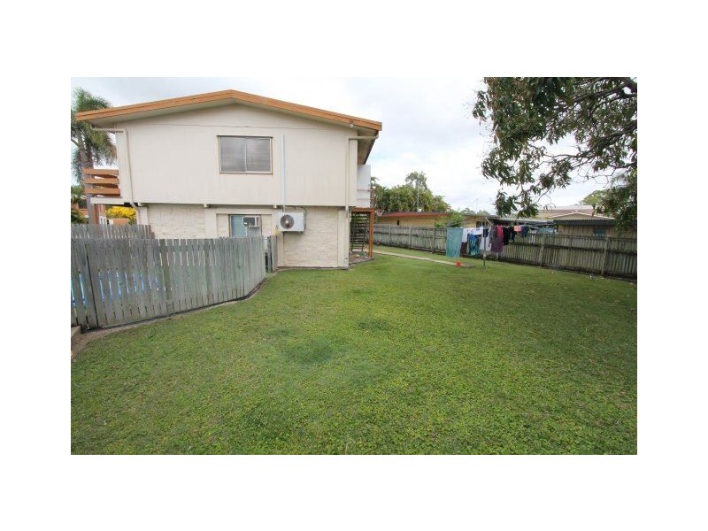 20 Moss Street, Ayr QLD 4807