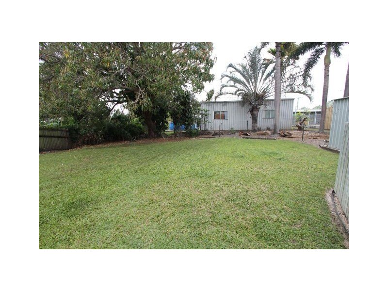 20 Moss Street, Ayr QLD 4807