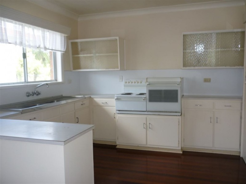 26 Davenport Street, Ayr QLD 4807