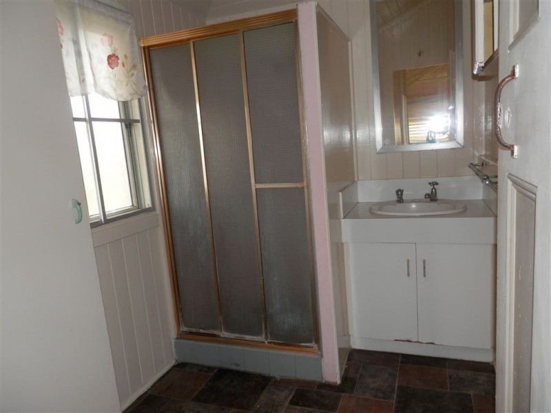 54 Munro Street, Ayr QLD 4807