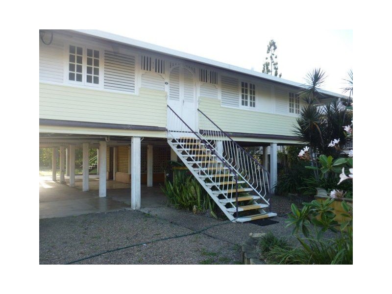 99 Ninth Avenue, Home Hill QLD 4806