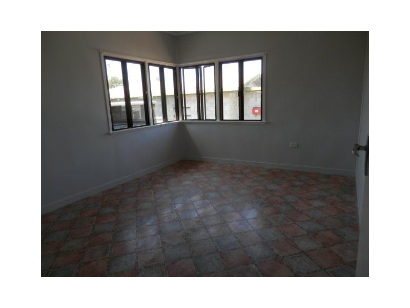 11 Porter Street, Ayr QLD 4807