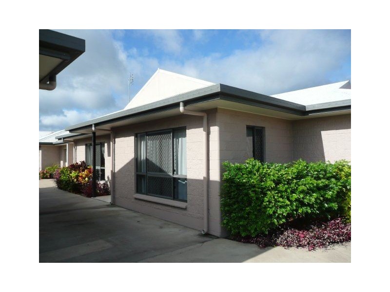 4/4 Parker Street, Ayr QLD 4807