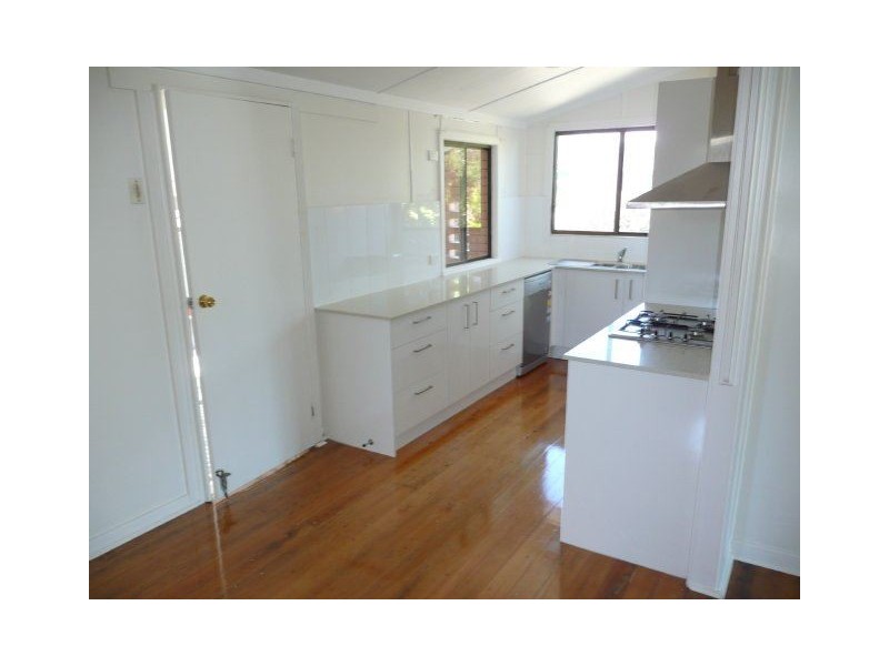 137 Ninth Avenue, Home Hill QLD 4806