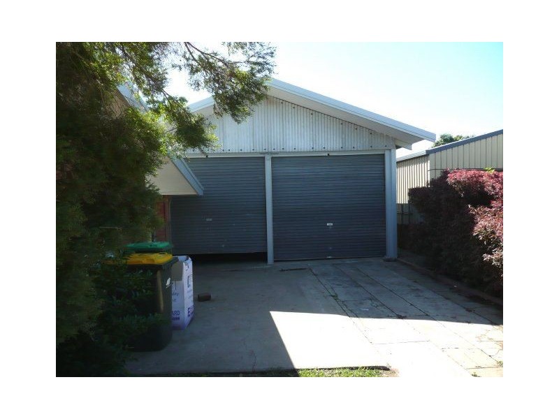 137 Ninth Avenue, Home Hill QLD 4806