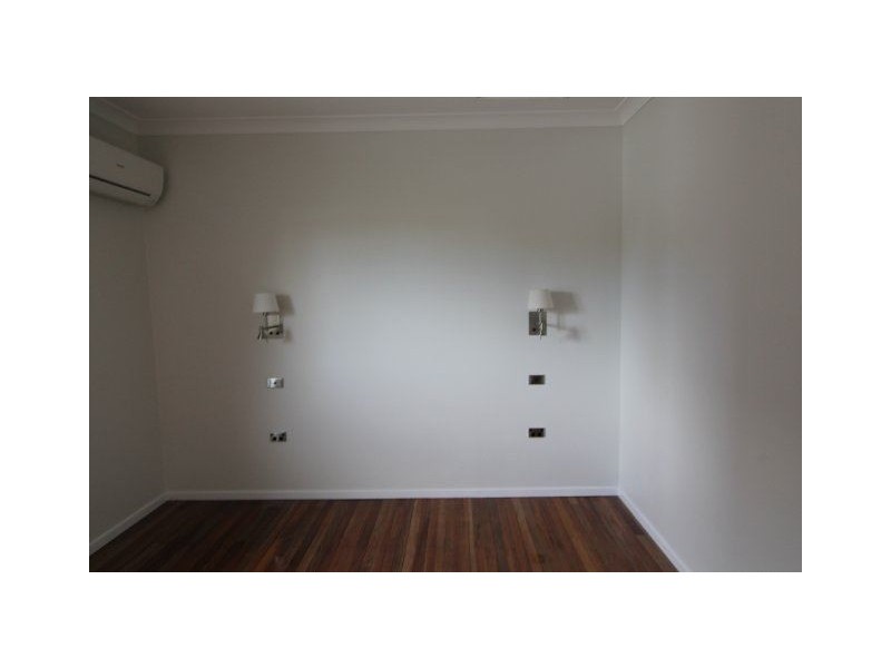 02/202 Queen Street, Ayr QLD 4807