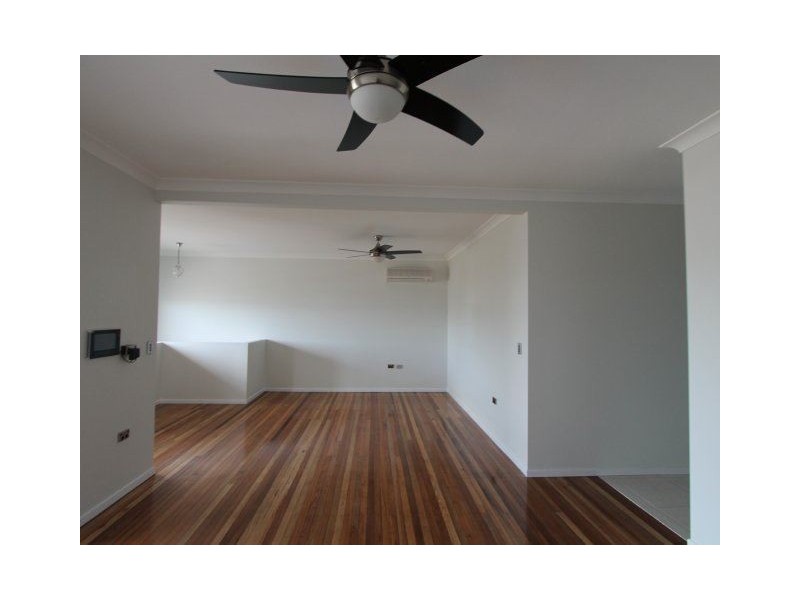 01/202 Queen Street, Ayr QLD 4807