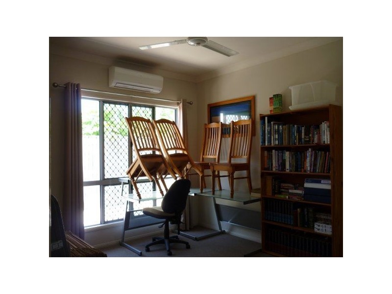 1/01 Wickham Street, Ayr QLD 4807