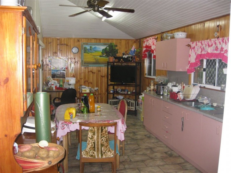 131 Railway Street, Ayr QLD 4807