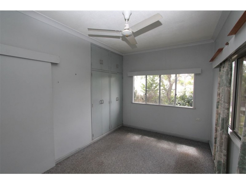 12 Porter Street, Ayr QLD 4807