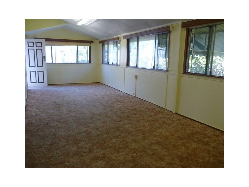 18 Barbat Street, Giru QLD 4809