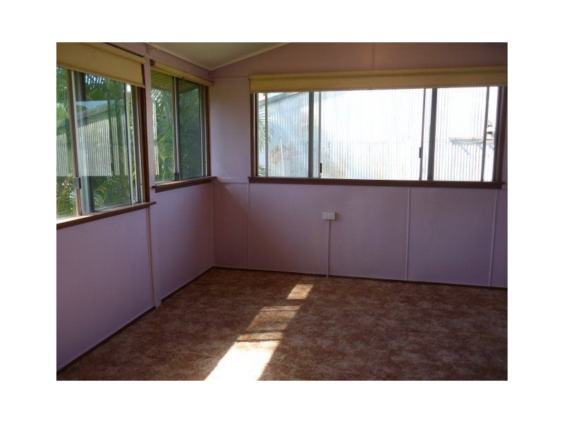 18 Barbat Street, Giru QLD 4809