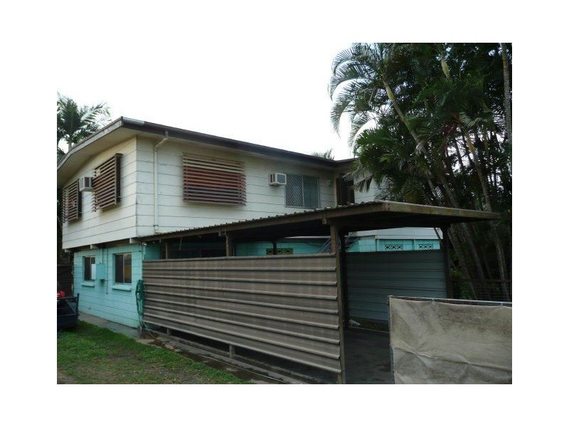 12 Eleventh Street, Home Hill QLD 4806
