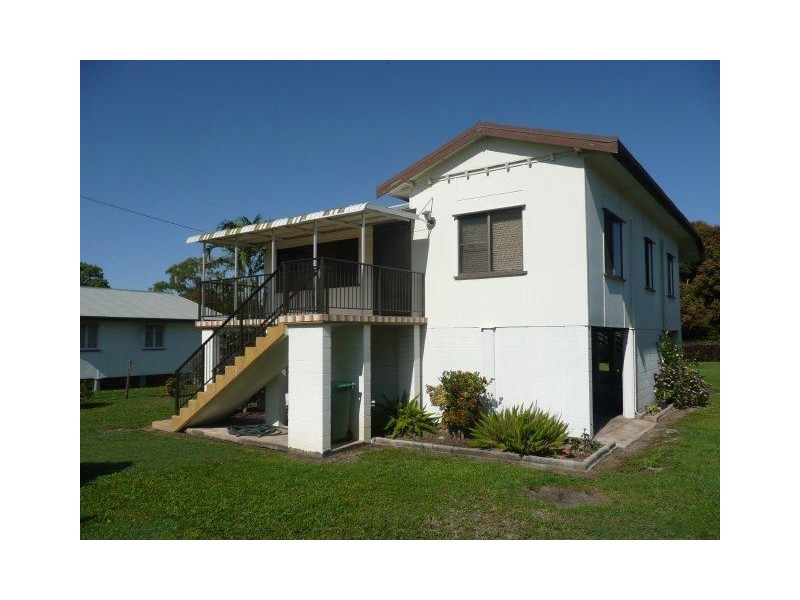 64 Eleventh Avenue, Home Hill QLD 4806
