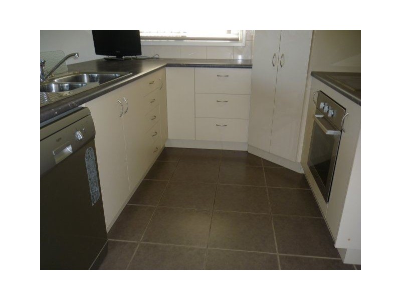 1/163 Chippendale Street, Ayr QLD 4807