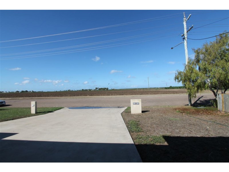 1/163 Chippendale Street, Ayr QLD 4807