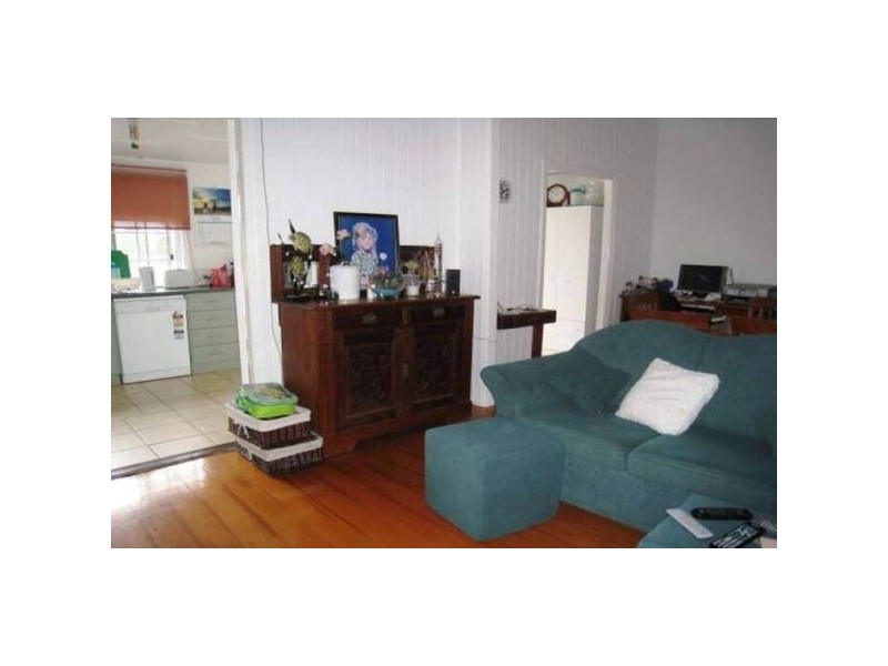 2 Crofton Street, Ayr QLD 4807