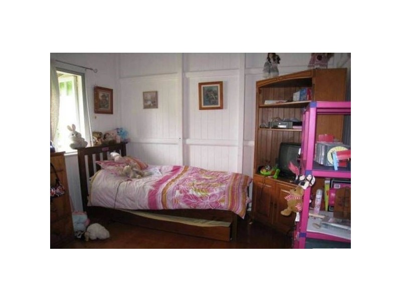 2 Crofton Street, Ayr QLD 4807