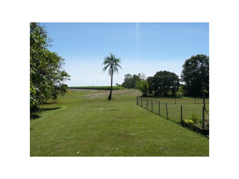 2 Crofton Street, Ayr QLD 4807