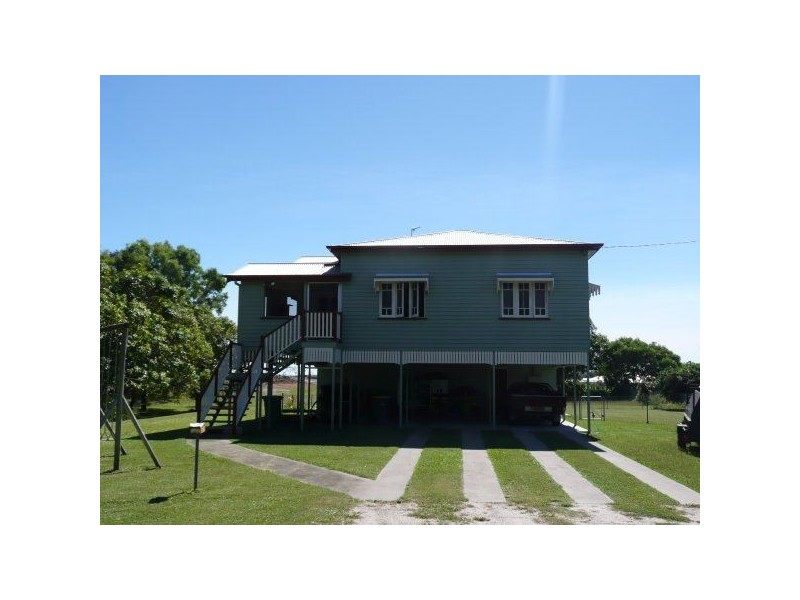 2 Crofton Street, Ayr QLD 4807