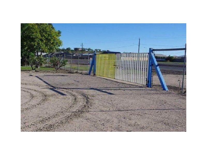 18588 Bruce Highway, Bowen QLD 4805