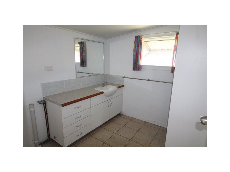 6 Wilmington Street, Ayr QLD 4807
