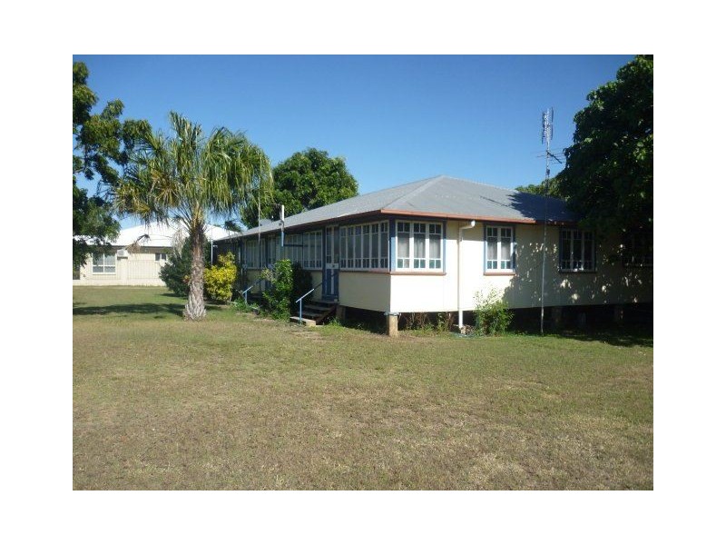 9B Scott Street, Ayr QLD 4807