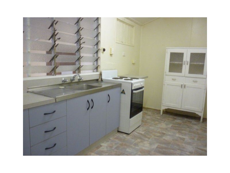 9B Scott Street, Ayr QLD 4807