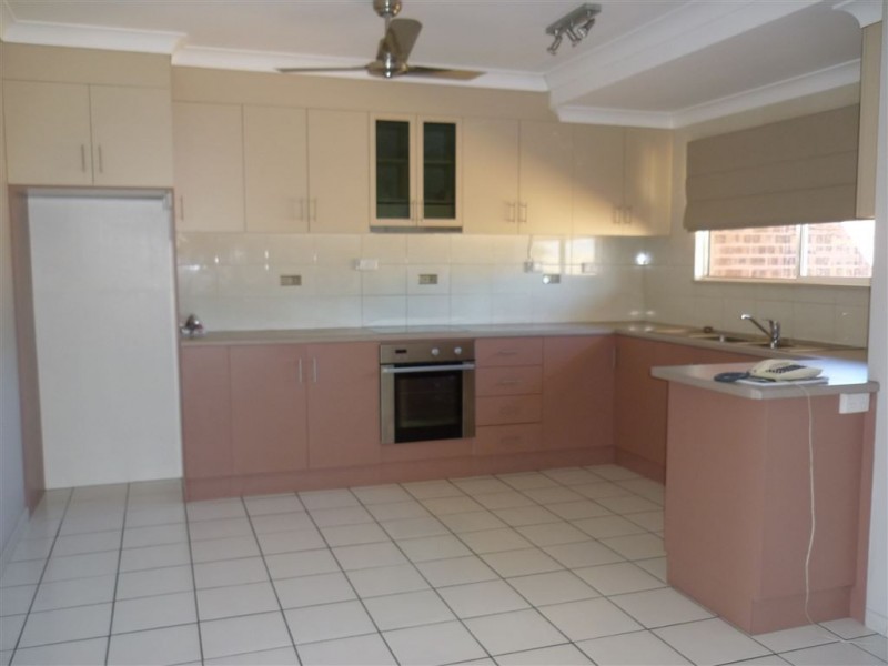 1/20 Norham Road, Ayr QLD 4807