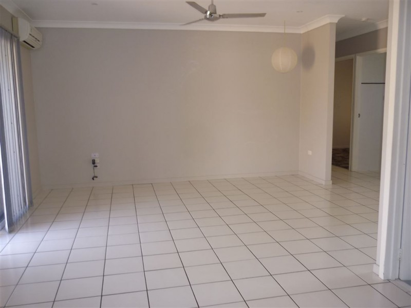 1/20 Norham Road, Ayr QLD 4807