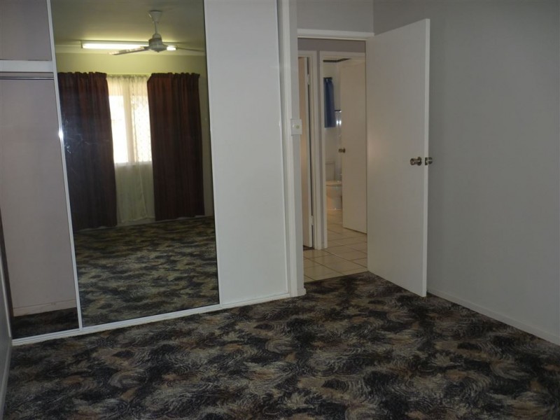 1/20 Norham Road, Ayr QLD 4807