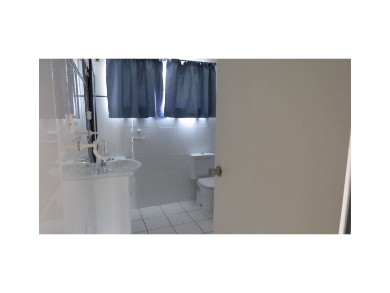 1/20 Norham Road, Ayr QLD 4807