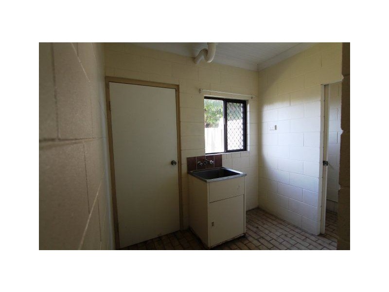 3/20 Graham Street, Ayr QLD 4807